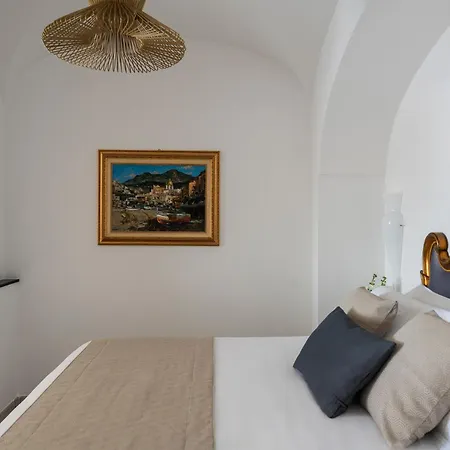Eden Roc Hotel 4*
