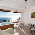 Eden Roc Hotel
